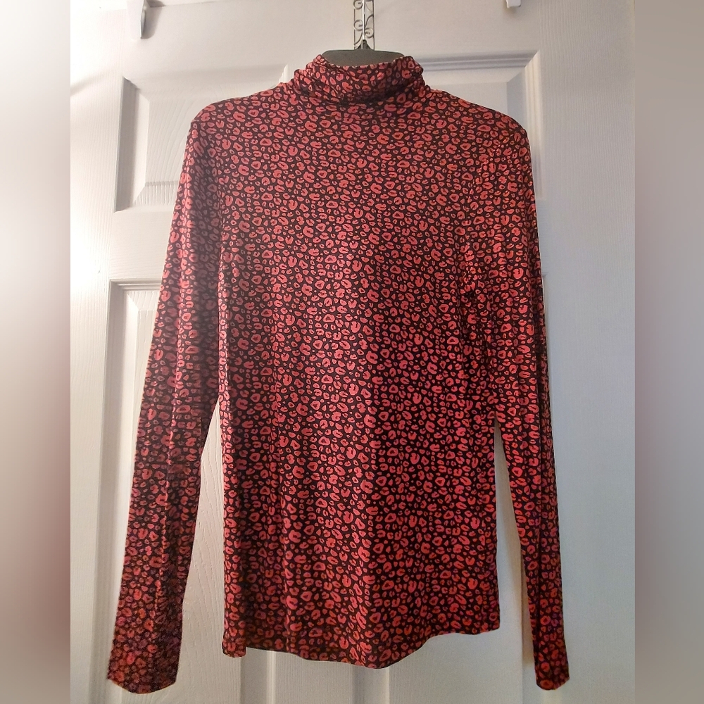 Long sleeved top
